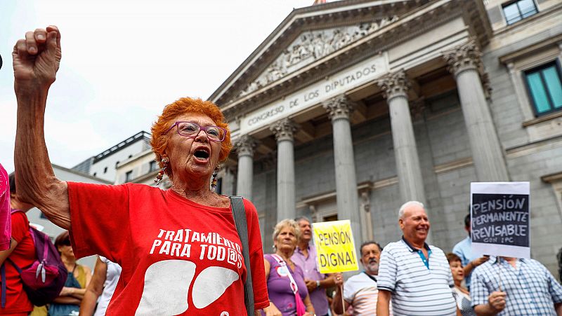 El Pacto de Toledo alcanza un acuerdo de mínimos para vincular las pensiones al IPC