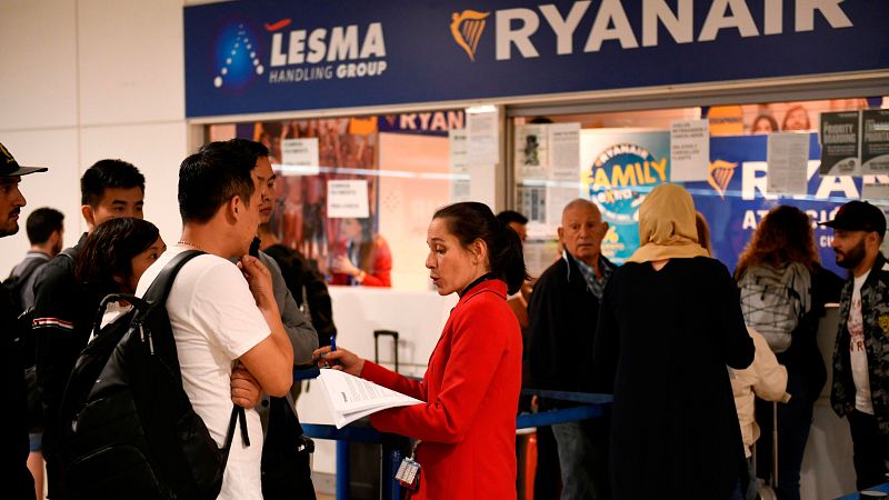 Hasta 600 euros de indemnización para los afectados por la huelga de Ryanair que reclamen