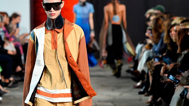 Loewe, patrones con alma y armas de mujer