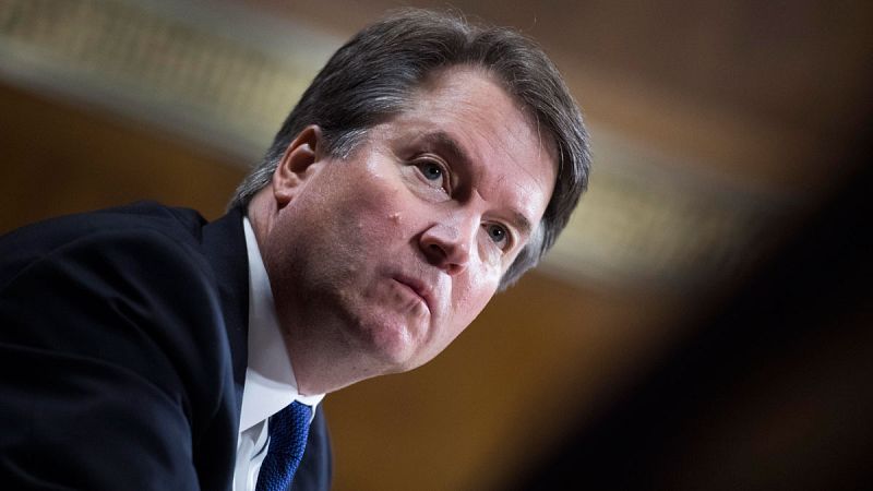 Trump ordena al FBI que investigue por abusos sexuales a Brett Kavanaugh, su nominado al Supremo