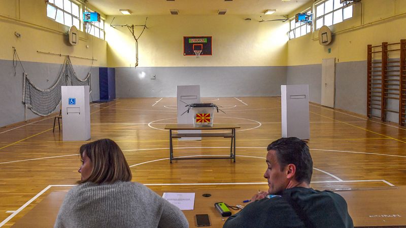 Gana el 'sí' para cambiar el nombre de Macedonia en un referéndum con escasa participación