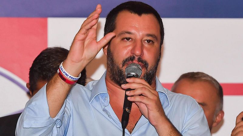 Matteo Salvini, la mano que "mece" Italia (y no solo)