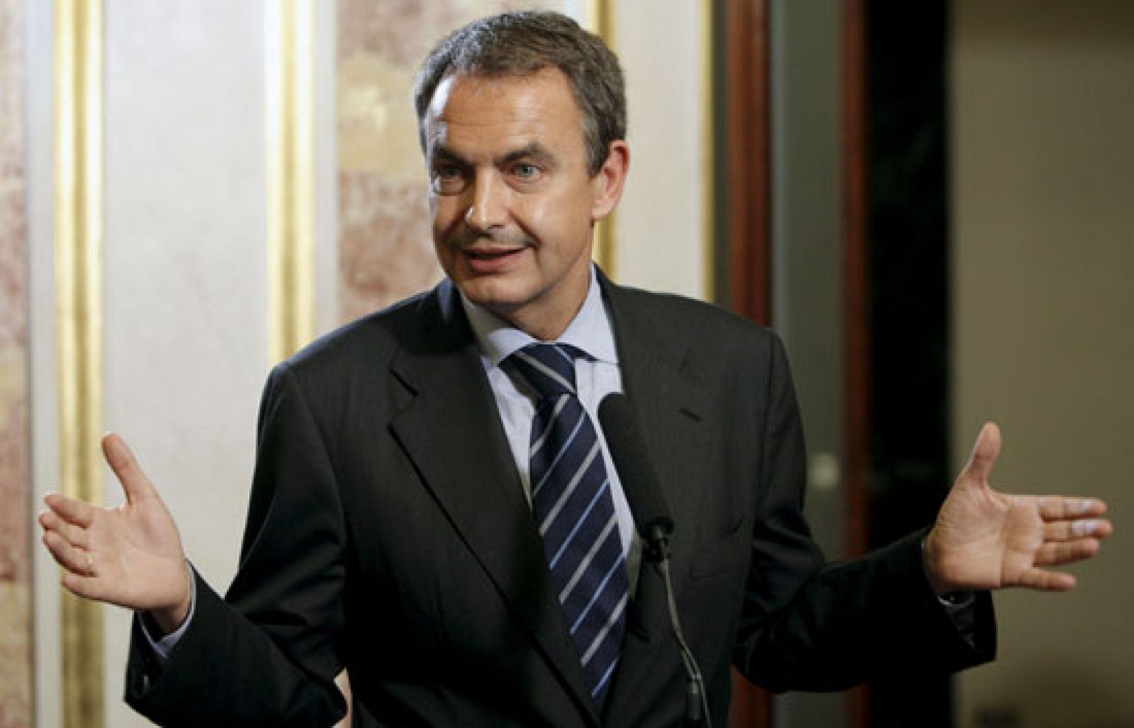Zapatero cree que España debe de estar en la cumbre del G8 | Ver