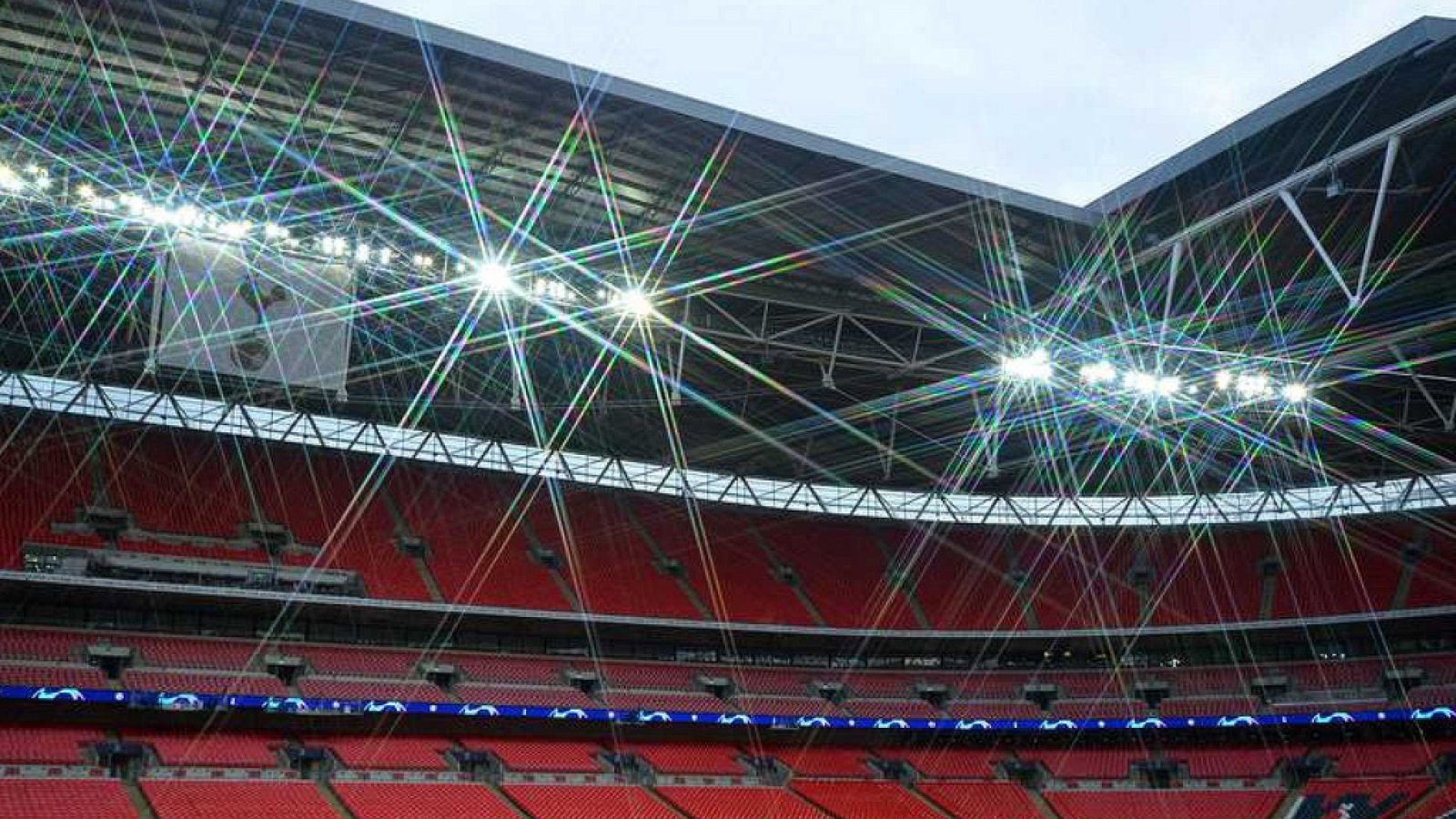 Barça y Atlético, ante Tottenham y Brujas en Champions | Ver