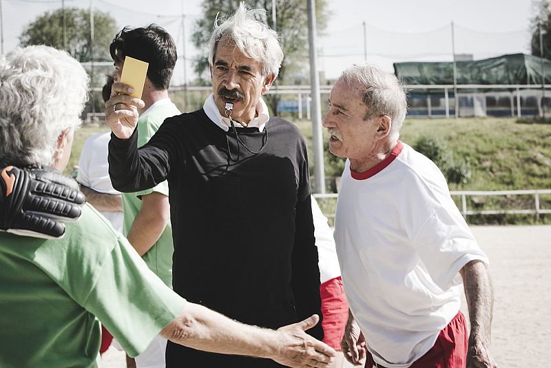 San Genaro celebra un partido benéfico de casados contra solteros, este jueves en 'Cuéntame cómo pasó'