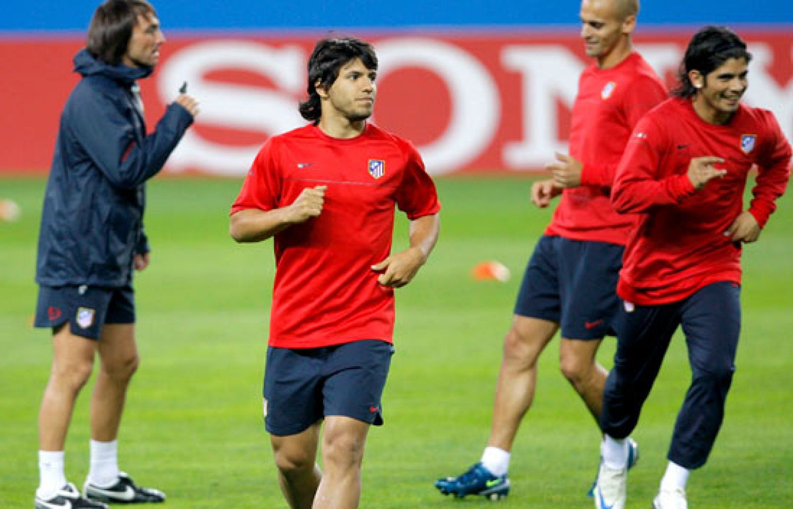 El Atlético recibe al Liverpool sin Torres | Ver