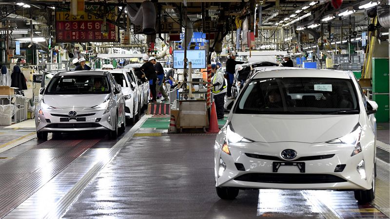 Toyota llama a revisión a 2,43 millones de coches híbridos en todo el mundo