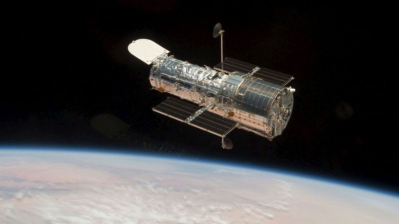El telescopio espacial Hubble suspende temporalmente sus operaciones por un fallo mecánico