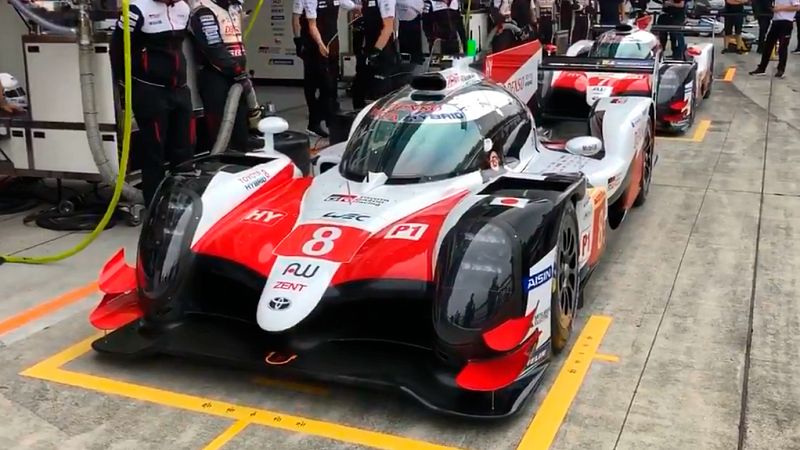 Alonso brilla a los pies del Monte Fuji siendo el más rápido en los entrenamientos libres
