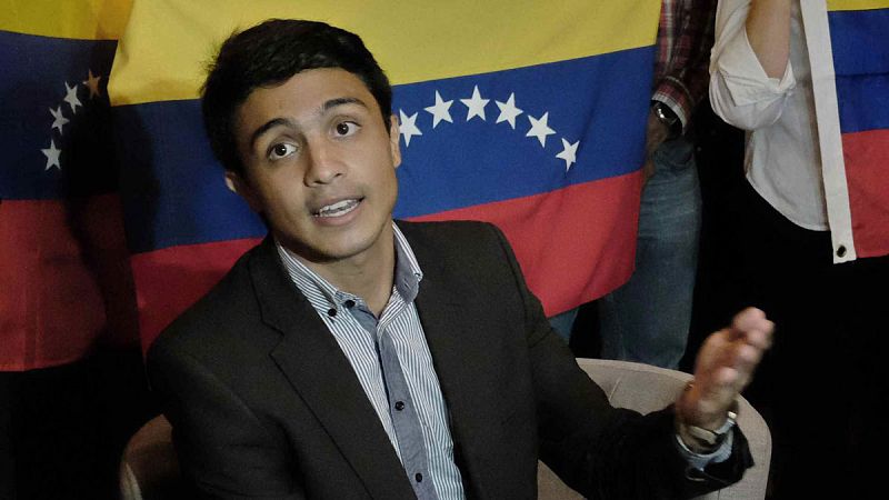 Venezuela excarcela al opositor Lorent Saleh tras cuatro años preso y lo envía a España