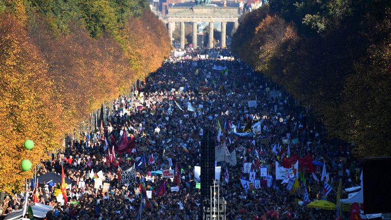 Más de 100.000 personas se manifiestan contra el racismo en Berlín