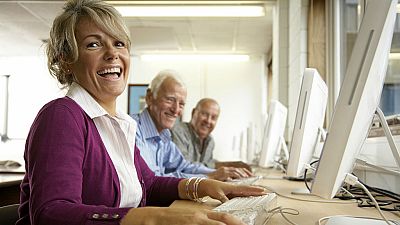 Diez minutos bien empleados - Mercado laboral: ¿abstenerse mayores? - 15/10/18 - Escuchar ahora