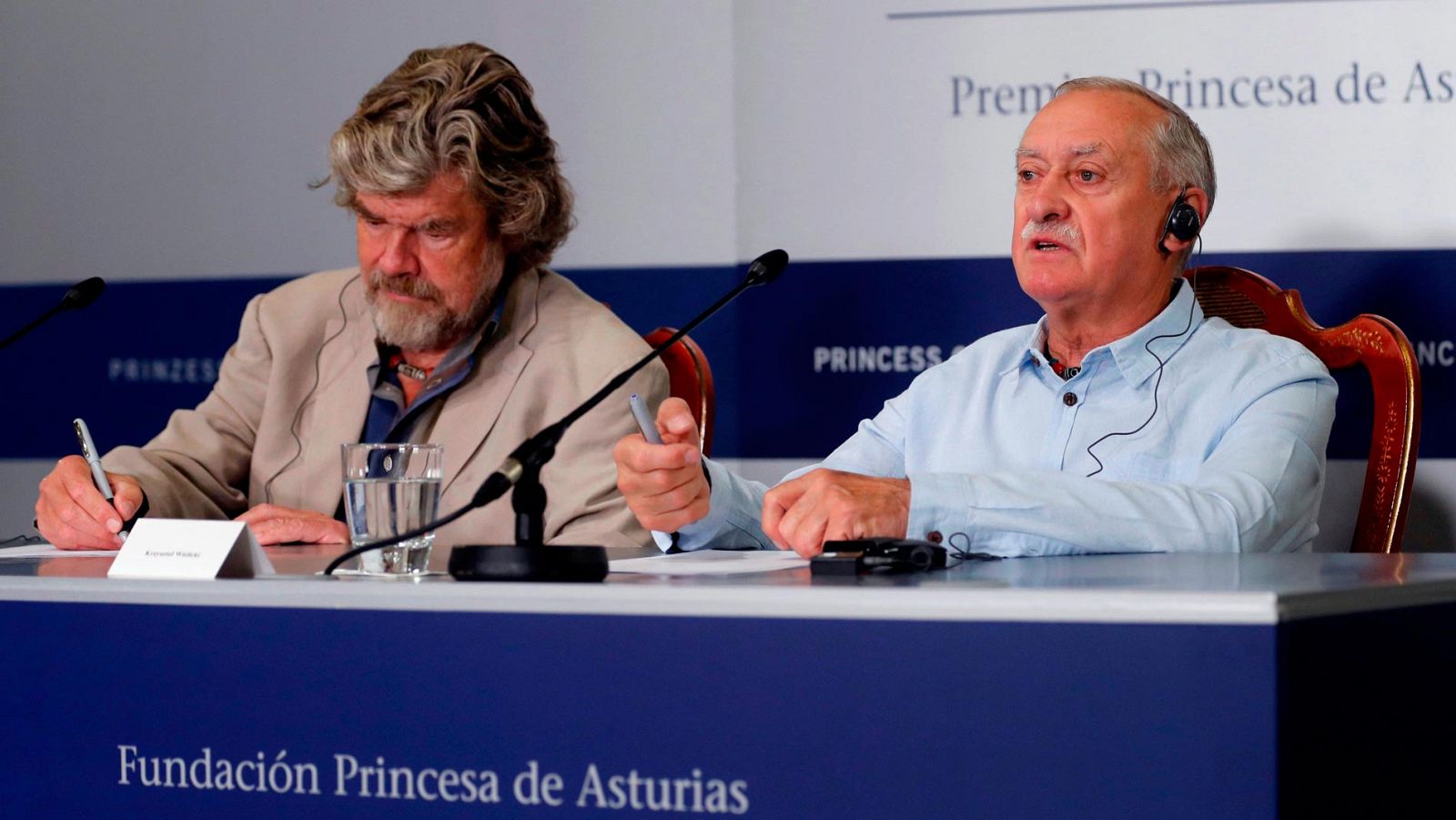 Wielicki y Messner reivindican la esencia del alpinismo - Premios Princesa de Asturias | Ver