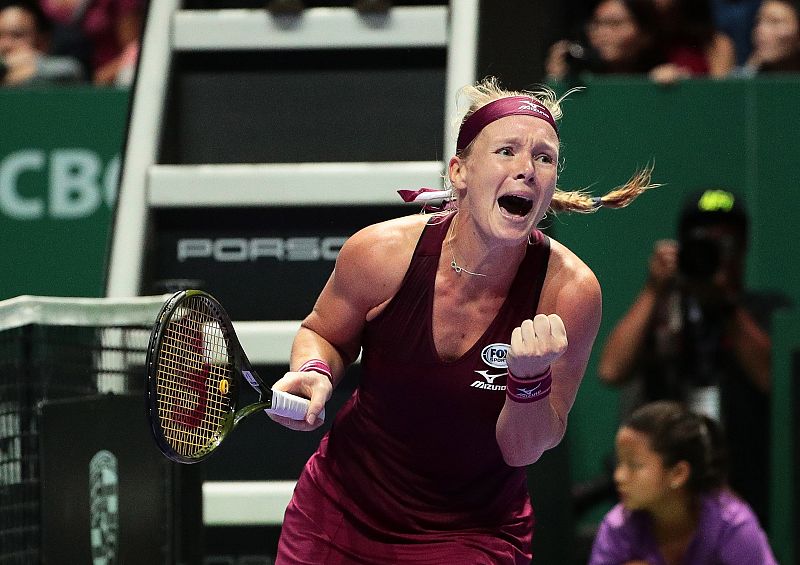 Kiki Bertens da la sorpresa al vencer a Angelique Kerber