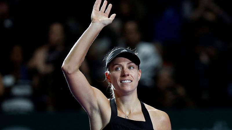 Kerber logra su primera victoria y Stephens hace pleno