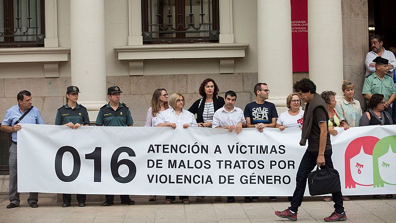 La madre de las niñas asesinadas por su expareja en Castellón: "Pedí socorro y nadie me escuchó"