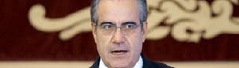 Corbacho: "En dos meses la crisis debería estar finiquitada"