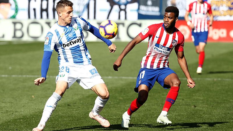 El Atlético se atasca en Butarque