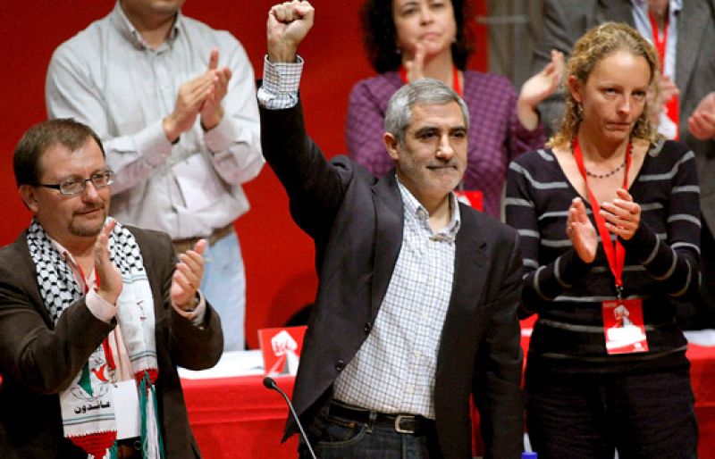 Llamazares presenta su dimisión como coordinador de IU