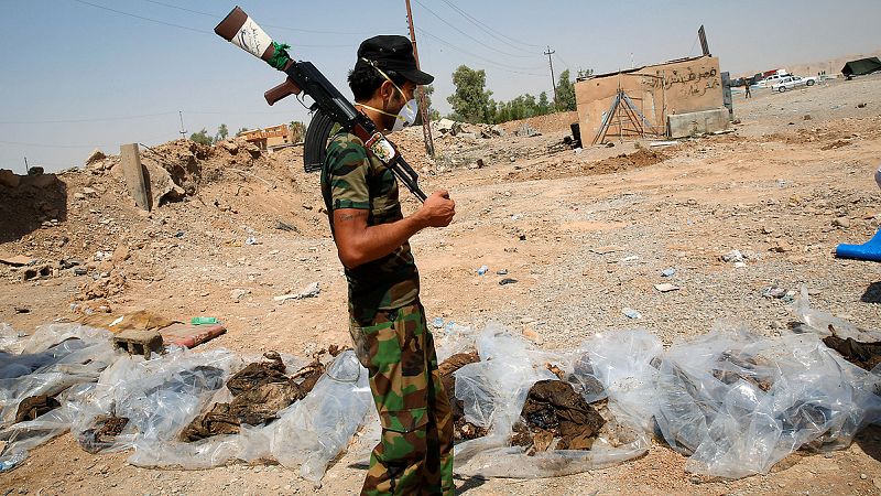 Descubren 202 fosas comunes en zonas de Irak que estuvieron controladas por el Estado Islámico