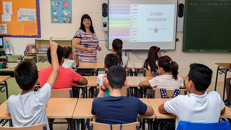 La reforma educativa que prepara el Gobierno: ayudas para repetidores y la Religión no contará para nota