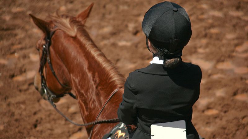 Condenado a dos años de cárcel un profesor de equitación por abusos sexuales a una menor