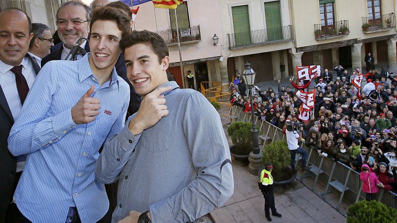 Márquez no saludará desde el balcón del Ayuntamiento de Cervera por la pancarta de apoyo a los presos