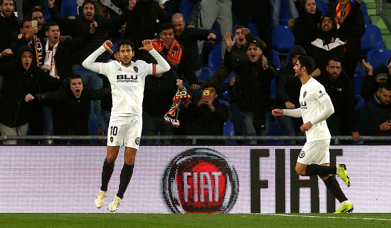 El Valencia resurge en Getafe con un gol de penalti