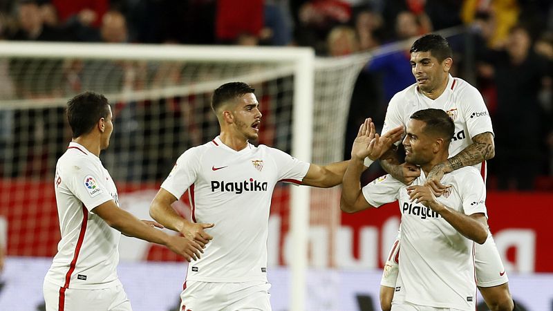 El Sevilla remonta ante el Espanyol para engancharse a la lucha de cabeza