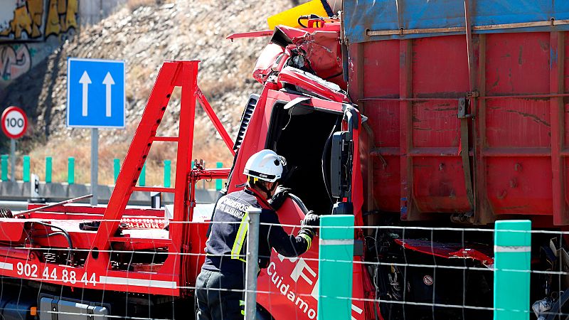 Cuatro jóvenes muertos y dos heridos graves en un accidente en Úbeda, Jaén