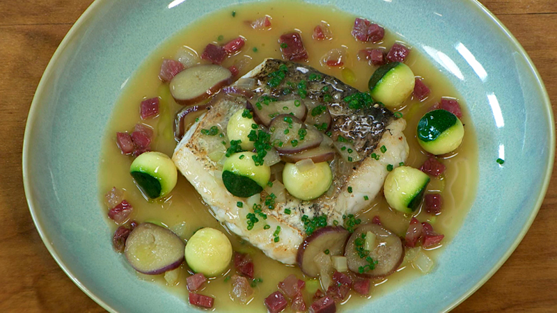 Merluza con verduras y jam�n