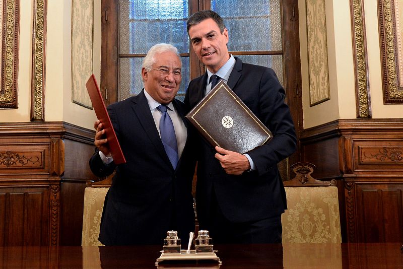 Sánchez y Costa apoyan oficialmente una candidatura conjunta de España, Portugal y Marruecos al Mundial 2030