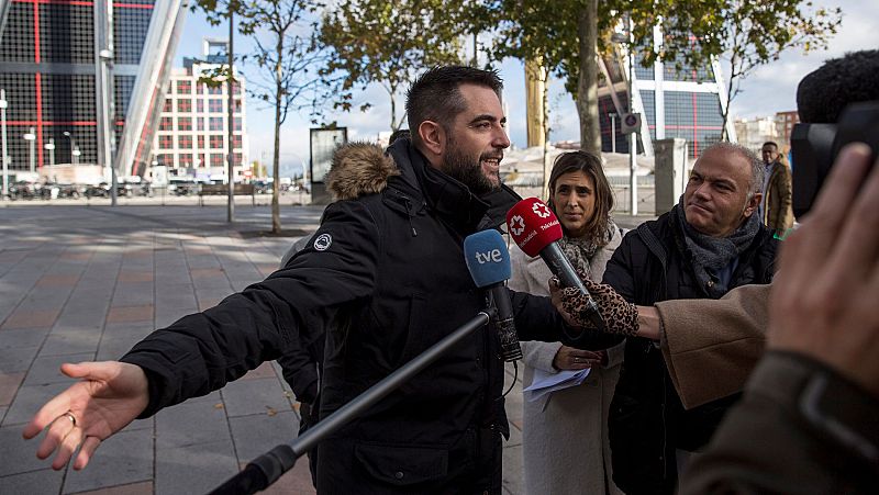 Dani Mateo se niega a declarar y se muestra "preocupado" porque se lleva a un "payaso ante la justicia"