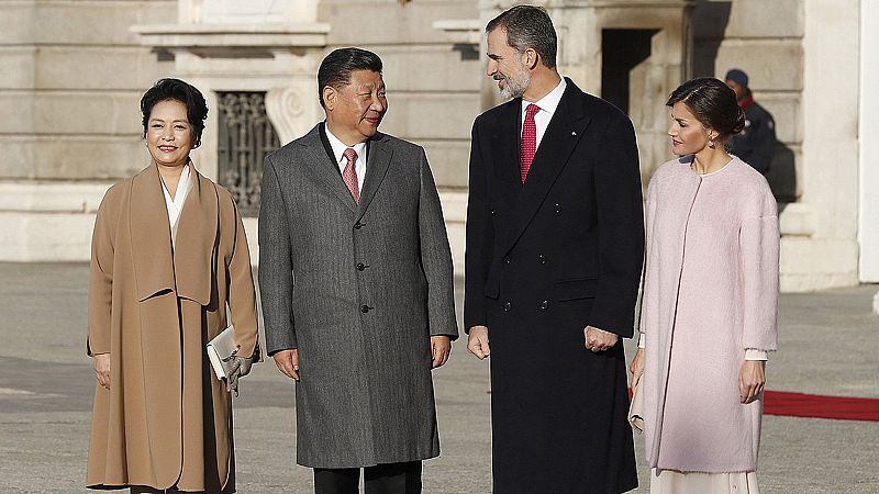 España impulsa la cooperación con China con una veintena de acuerdos pero rechaza sumarse a la Nueva Ruta de la Seda