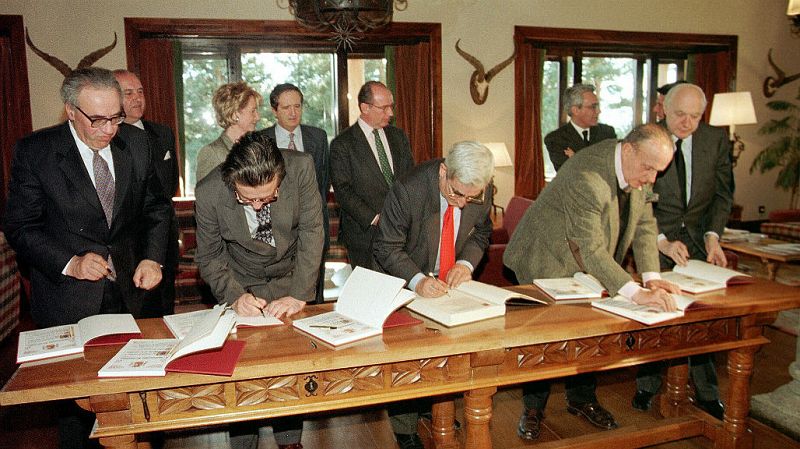 Los escenarios donde nació la Constitución