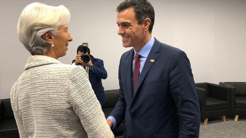 Lagarde valora el compromiso de Sánchez para reducir el déficit y la deuda