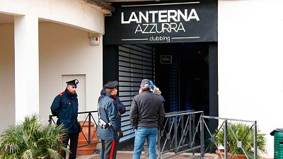 Luto en Italia tras la muerte de cinco menores y una madre tras una estampida en un concierto