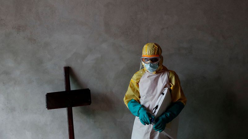 El brote de ébola en RDC iguala al más mortífero de su historia con 280 muertos