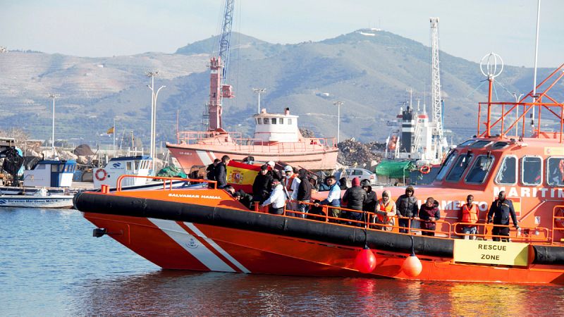 671 inmigrantes llegan a las costas de Andalucía durante el fin de semana