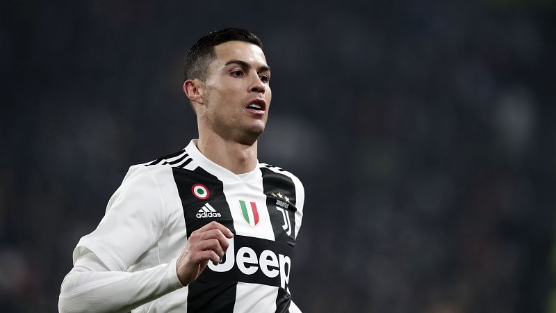 Cristiano se siente "feliz" en la Juventus y "anima" a Messi a ir a Italia