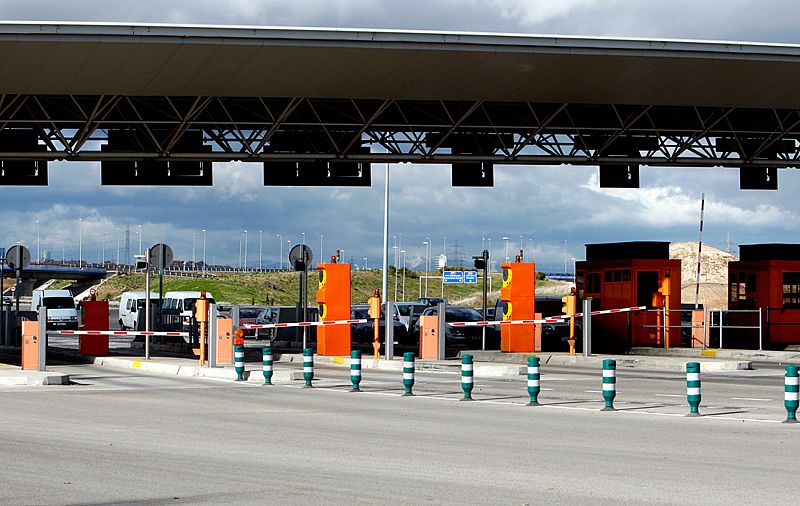 Los peajes de las autopistas rescatadas bajarán el 30% a partir del 15 de enero