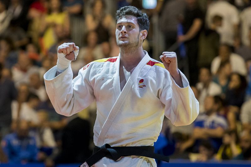 Nikoloz Sherazadishvili cierra un 2018 inolvidable con el oro en el World Másters de judo