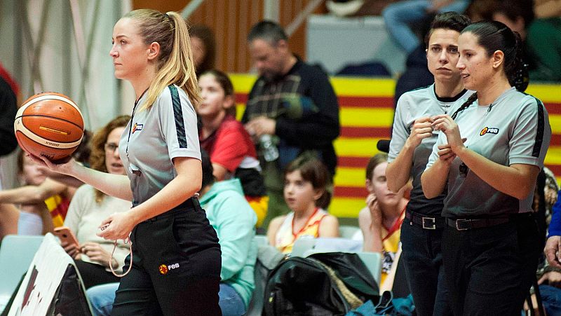 El Girona se toma la revancha frente al Perfumerías en un partido para la historia del baloncesto femenino