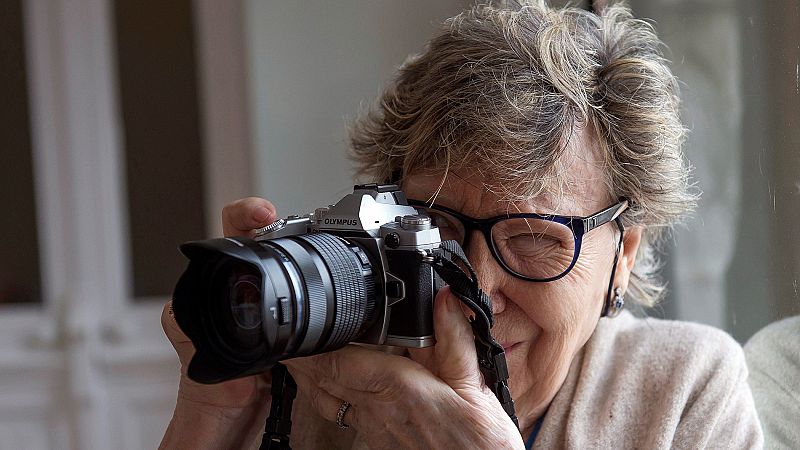 Muere Joana Biarnés, la primera fotoperiodista española