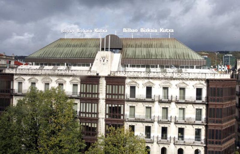 Las cajas de ahorros BBK y Kutxa se fusionan para crear la Euskadiko Aurrezki Kutxa