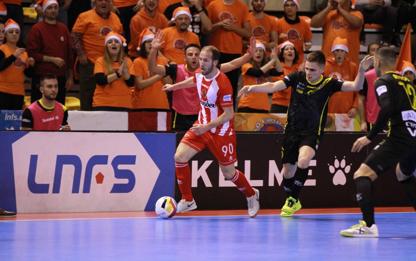 Murcia, Inter y Bar�a no fallan y Cartagena coge impulso