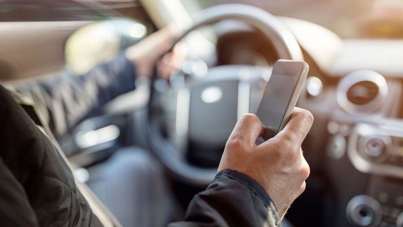 Mandar un WhatsApp al volante aumenta hasta un 134% la probabilidad de sufrir un accidente