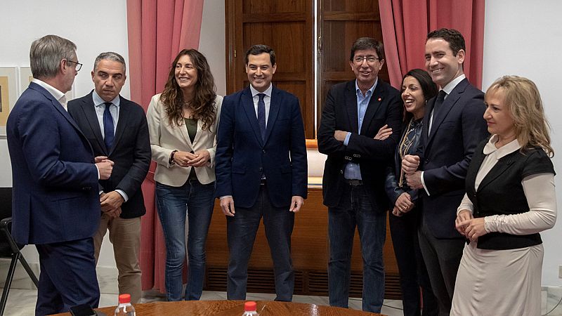 El Parlamento andaluz consuma su giro a la derecha con el apoyo de Vox