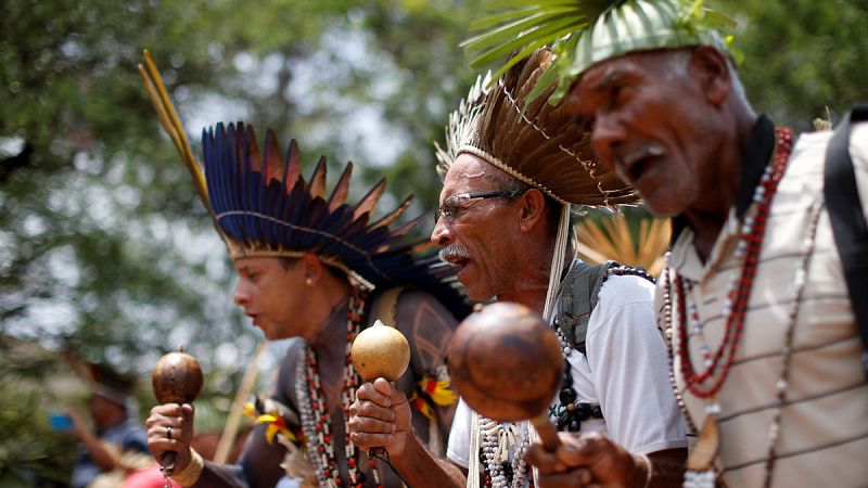 Bolsonaro transfiere al Ministerio de Agricultura la demarcación de tierras indígenas