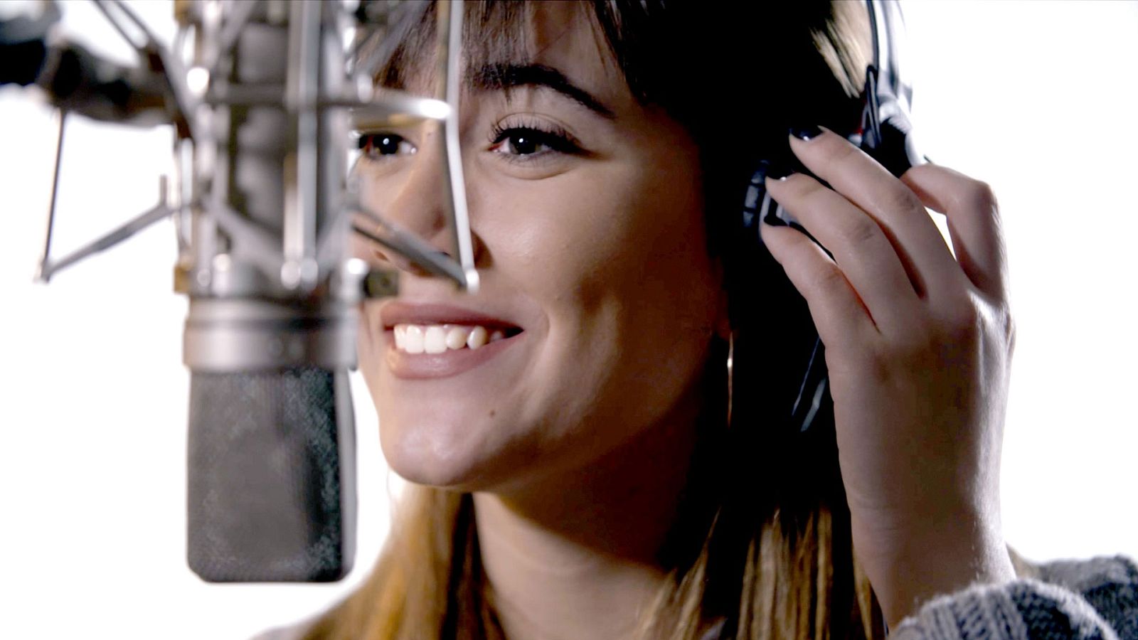 Mira cómo es el videoclip de Los Lunnis cantado por Aitana